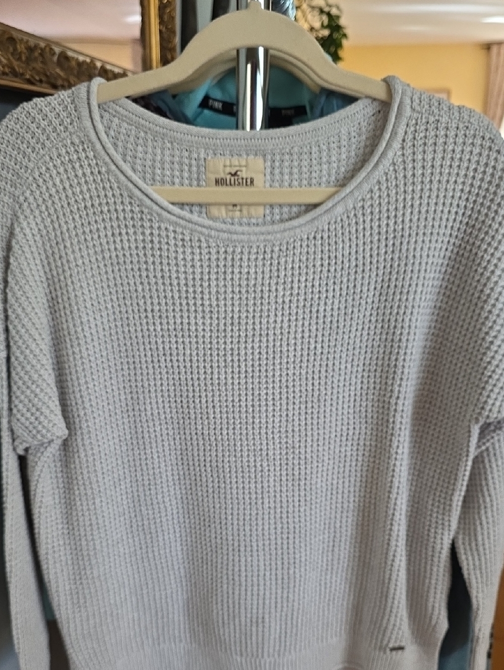 Hollister Light Gray Waffle Knit Crew Neck Sweater